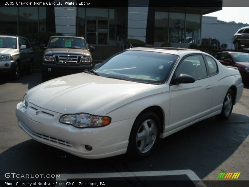 White / Ebony 2005 Chevrolet Monte Carlo LT