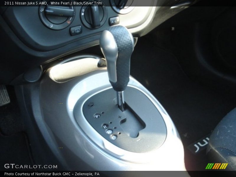 White Pearl / Black/Silver Trim 2011 Nissan Juke S AWD