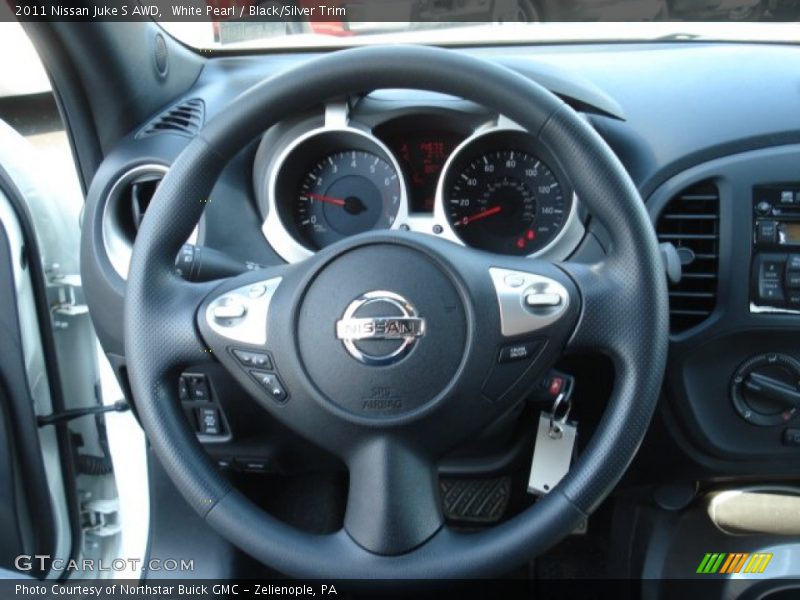 White Pearl / Black/Silver Trim 2011 Nissan Juke S AWD