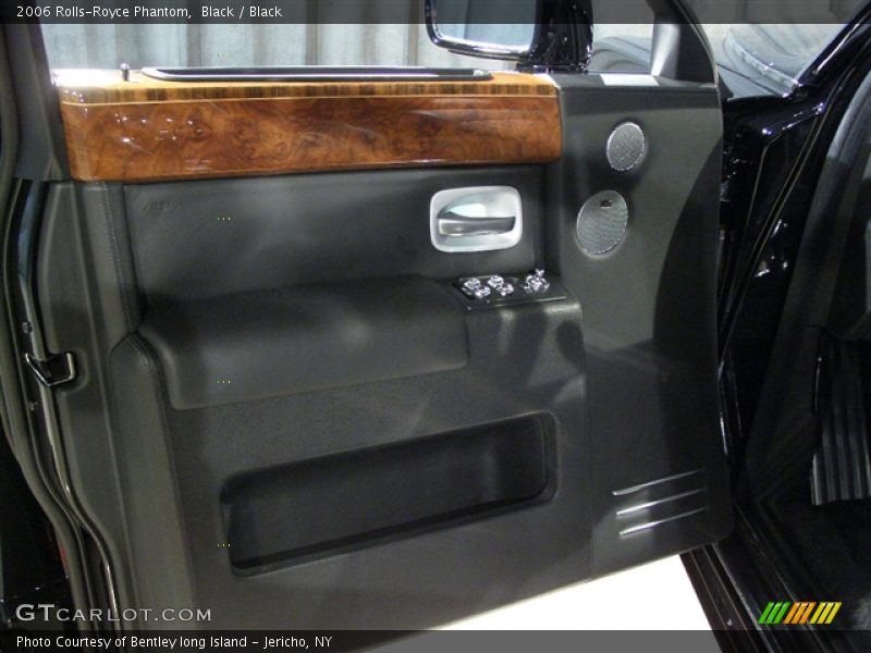 Black / Black 2006 Rolls-Royce Phantom