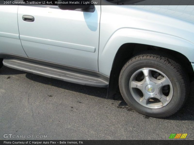Moondust Metallic / Light Gray 2007 Chevrolet TrailBlazer LS 4x4