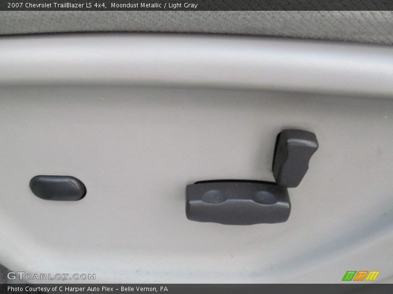 Moondust Metallic / Light Gray 2007 Chevrolet TrailBlazer LS 4x4