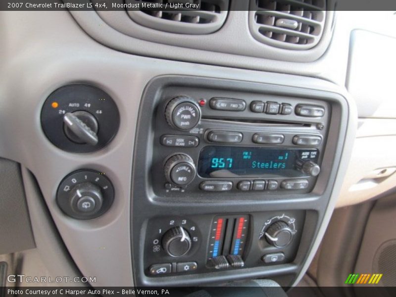 Moondust Metallic / Light Gray 2007 Chevrolet TrailBlazer LS 4x4