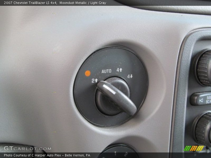 Moondust Metallic / Light Gray 2007 Chevrolet TrailBlazer LS 4x4