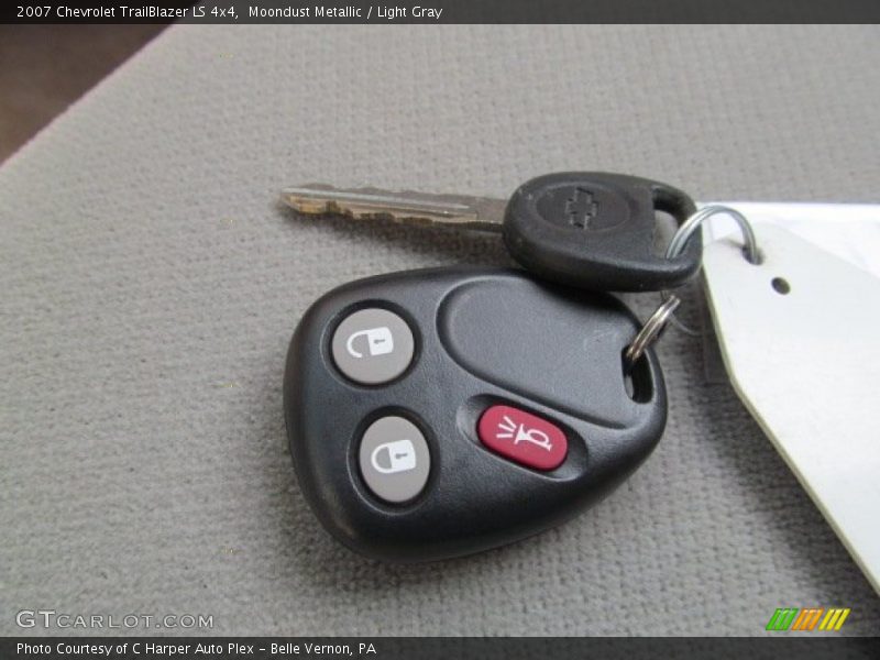Moondust Metallic / Light Gray 2007 Chevrolet TrailBlazer LS 4x4