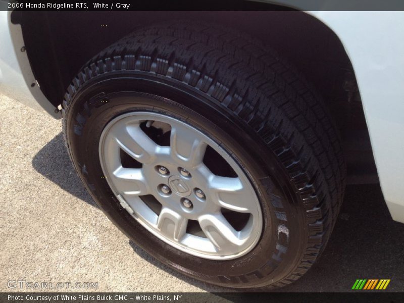 White / Gray 2006 Honda Ridgeline RTS