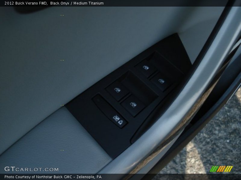 Black Onyx / Medium Titanium 2012 Buick Verano FWD
