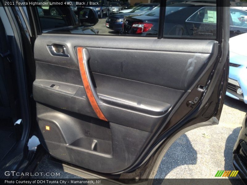 Black / Black 2011 Toyota Highlander Limited 4WD