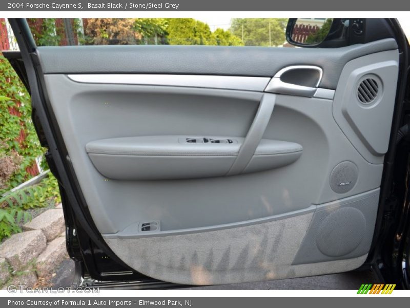 Basalt Black / Stone/Steel Grey 2004 Porsche Cayenne S