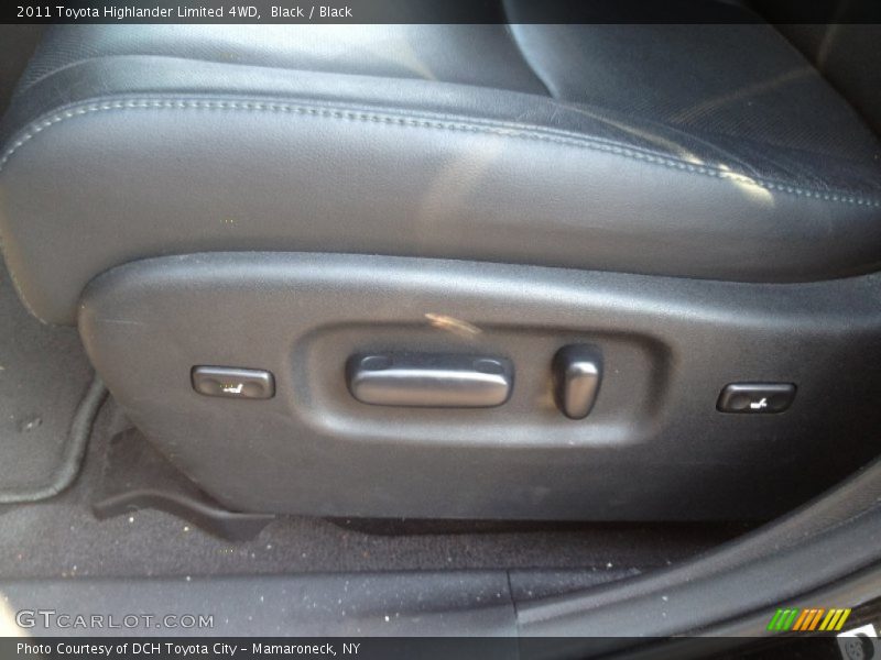 Black / Black 2011 Toyota Highlander Limited 4WD