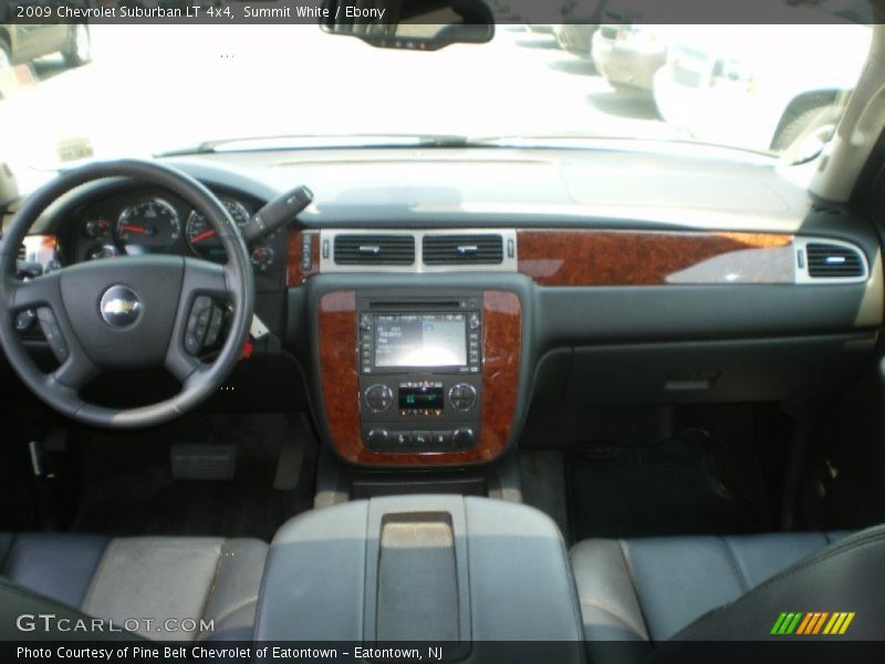 Summit White / Ebony 2009 Chevrolet Suburban LT 4x4