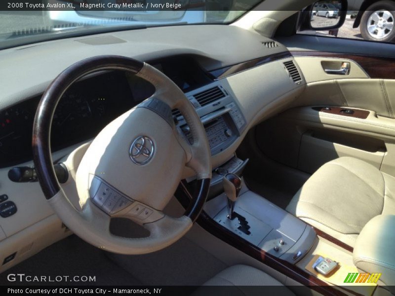 Magnetic Gray Metallic / Ivory Beige 2008 Toyota Avalon XL