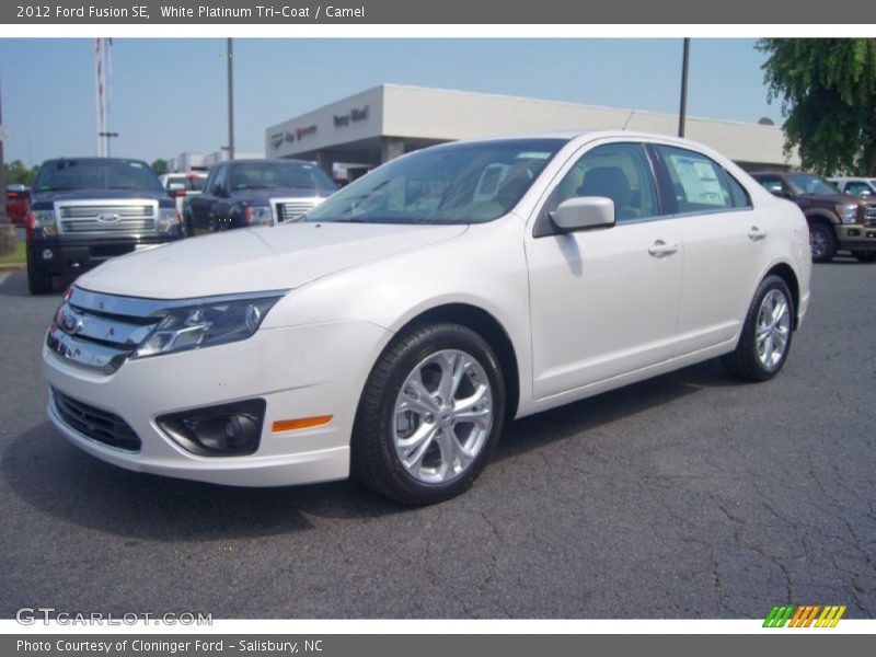 White Platinum Tri-Coat / Camel 2012 Ford Fusion SE
