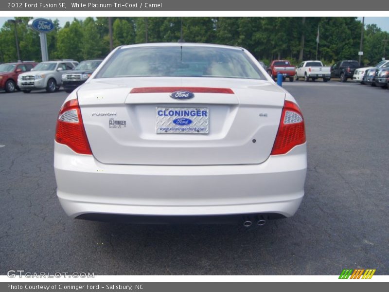 White Platinum Tri-Coat / Camel 2012 Ford Fusion SE