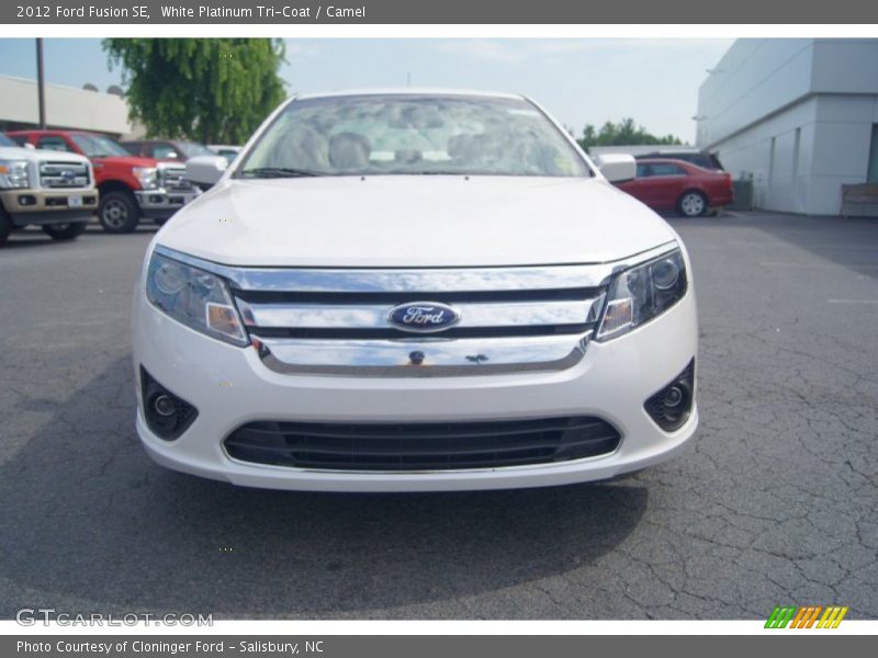 White Platinum Tri-Coat / Camel 2012 Ford Fusion SE