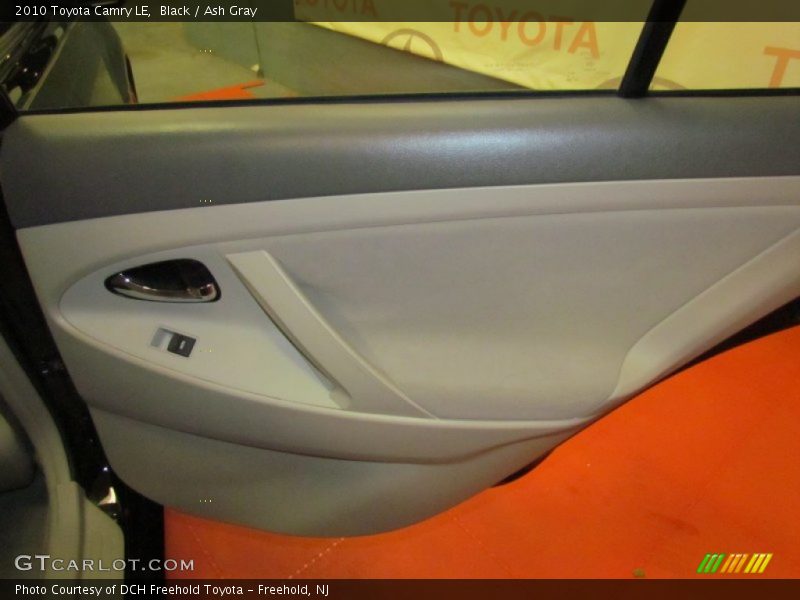 Black / Ash Gray 2010 Toyota Camry LE
