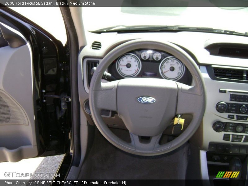 Black / Medium Stone 2008 Ford Focus SE Sedan