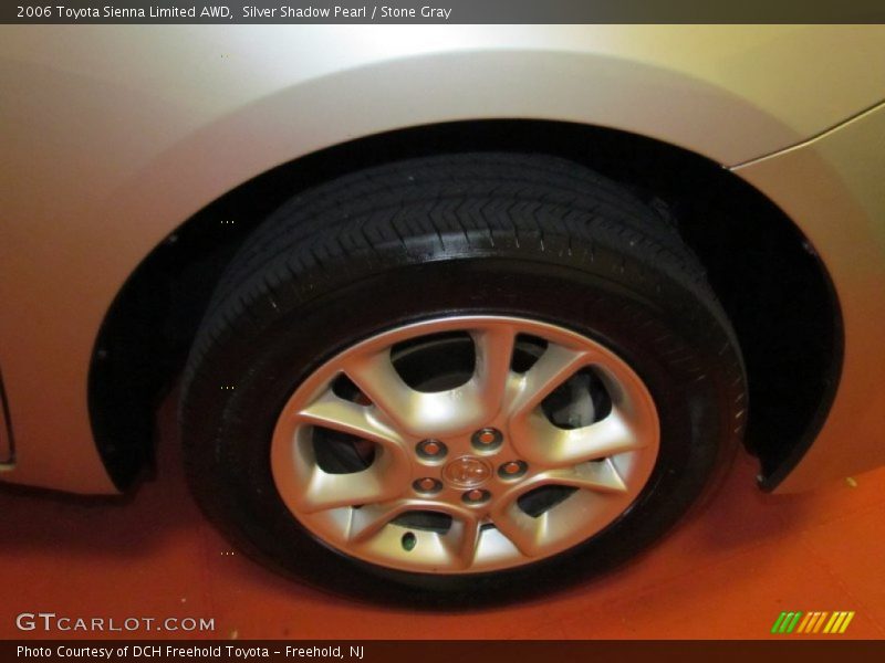 Silver Shadow Pearl / Stone Gray 2006 Toyota Sienna Limited AWD