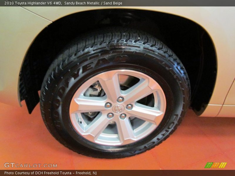 Sandy Beach Metallic / Sand Beige 2010 Toyota Highlander V6 4WD