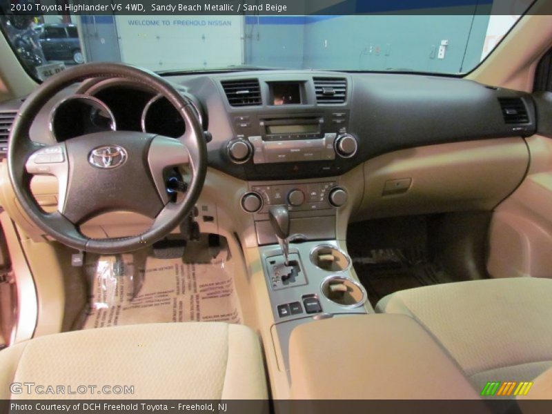 Sandy Beach Metallic / Sand Beige 2010 Toyota Highlander V6 4WD