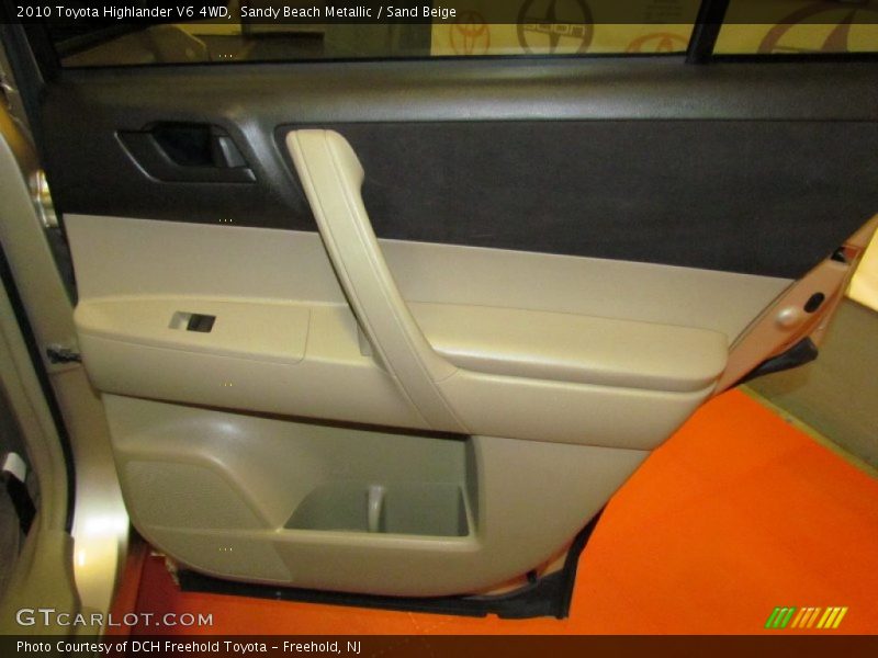 Sandy Beach Metallic / Sand Beige 2010 Toyota Highlander V6 4WD