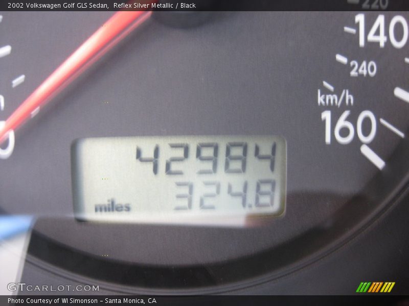 Reflex Silver Metallic / Black 2002 Volkswagen Golf GLS Sedan