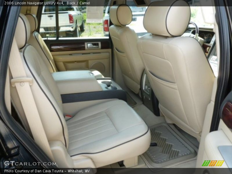 Black / Camel 2006 Lincoln Navigator Luxury 4x4