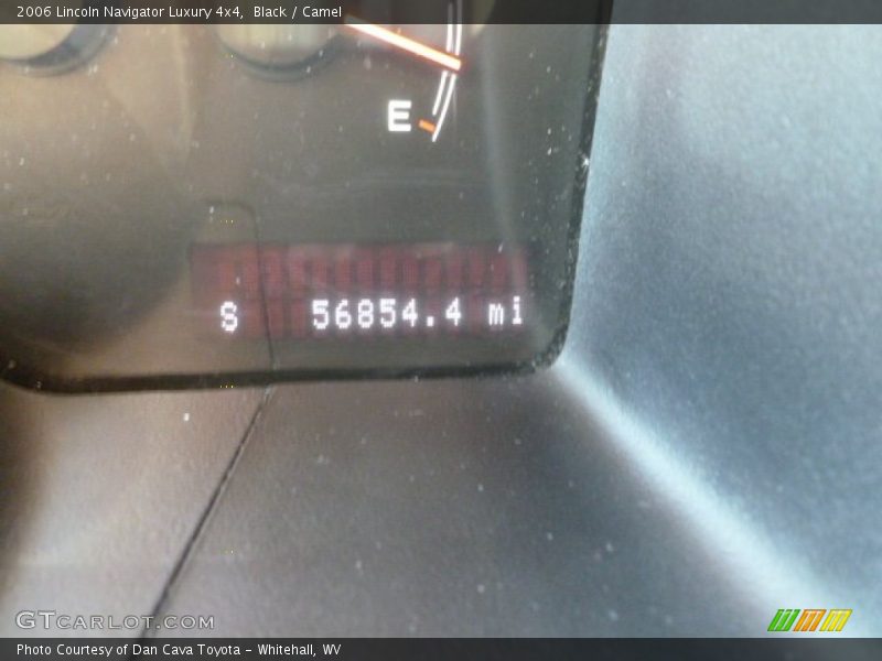 Black / Camel 2006 Lincoln Navigator Luxury 4x4