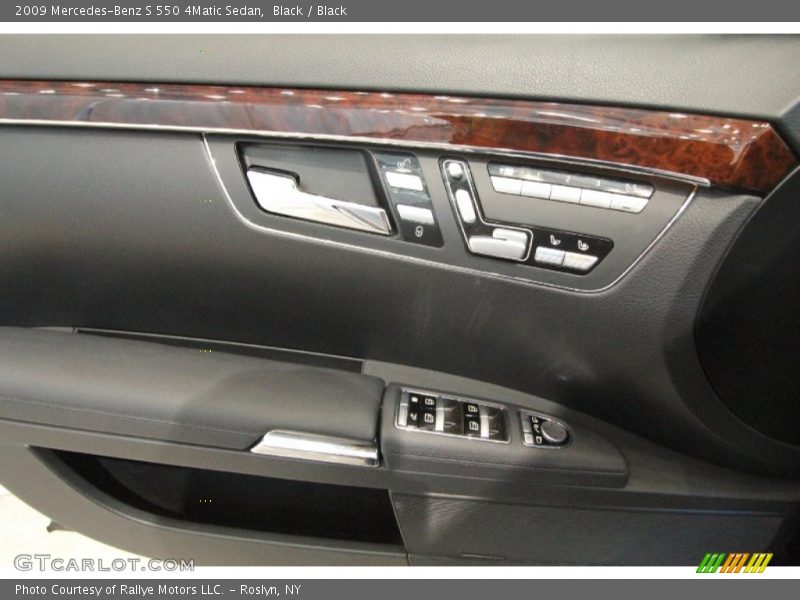 Black / Black 2009 Mercedes-Benz S 550 4Matic Sedan