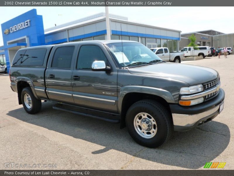 Medium Charcoal Gray Metallic / Graphite Gray 2002 Chevrolet Silverado 1500 LS Crew Cab 4x4