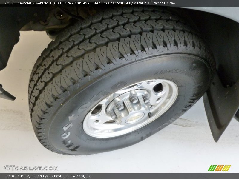 Medium Charcoal Gray Metallic / Graphite Gray 2002 Chevrolet Silverado 1500 LS Crew Cab 4x4