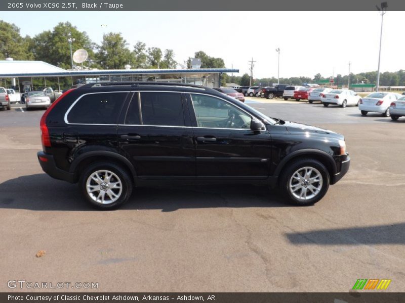 Black / Taupe 2005 Volvo XC90 2.5T