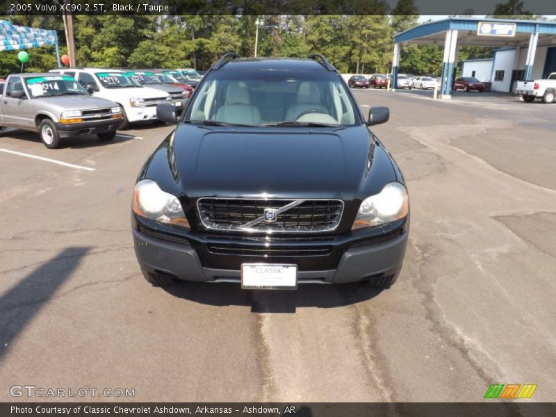 Black / Taupe 2005 Volvo XC90 2.5T