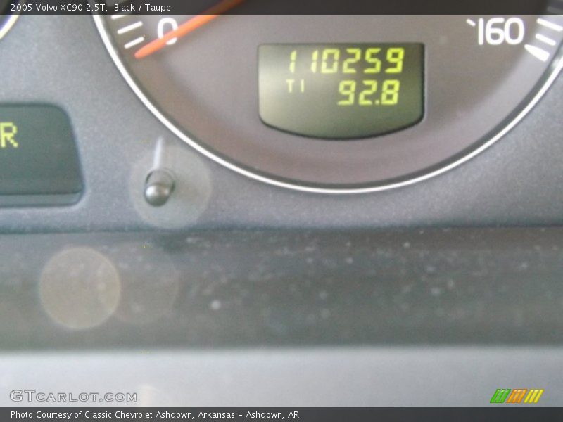 Black / Taupe 2005 Volvo XC90 2.5T
