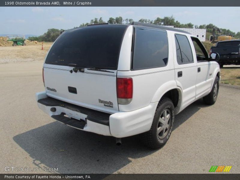 White / Graphite 1998 Oldsmobile Bravada AWD