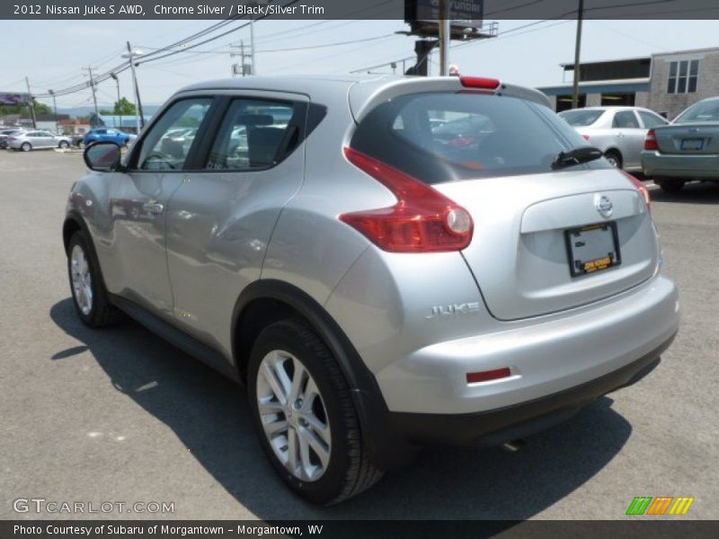 Chrome Silver / Black/Silver Trim 2012 Nissan Juke S AWD