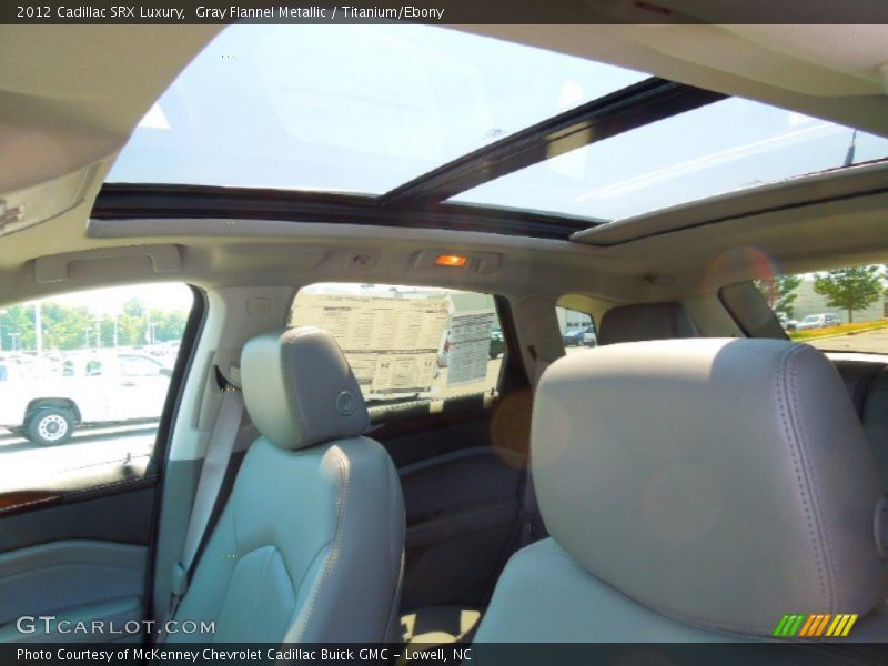 Gray Flannel Metallic / Titanium/Ebony 2012 Cadillac SRX Luxury