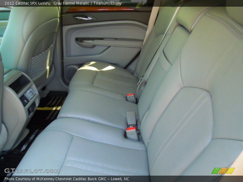 Gray Flannel Metallic / Titanium/Ebony 2012 Cadillac SRX Luxury