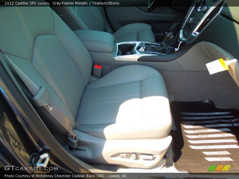 Gray Flannel Metallic / Titanium/Ebony 2012 Cadillac SRX Luxury