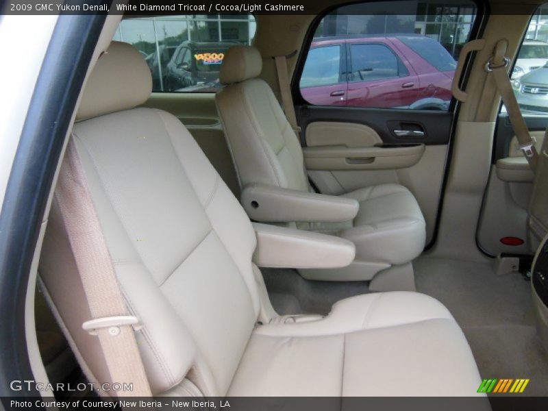 White Diamond Tricoat / Cocoa/Light Cashmere 2009 GMC Yukon Denali