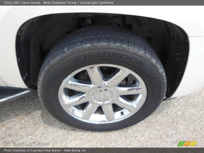 White Diamond Tricoat / Cocoa/Light Cashmere 2009 GMC Yukon Denali
