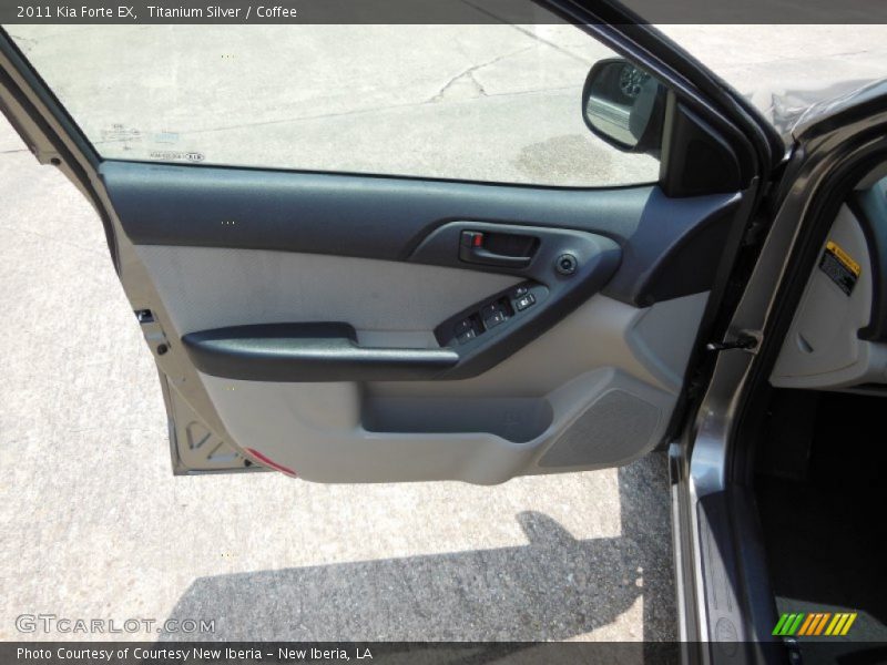 Titanium Silver / Coffee 2011 Kia Forte EX