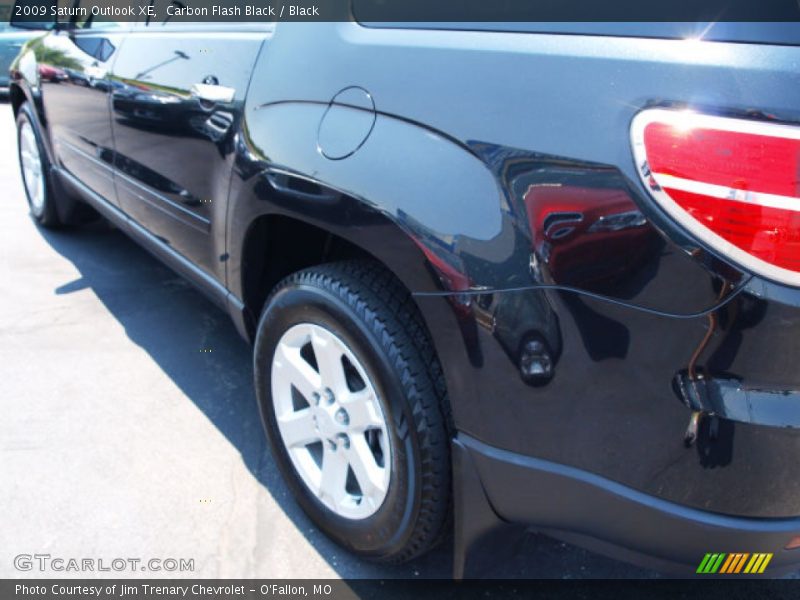 Carbon Flash Black / Black 2009 Saturn Outlook XE