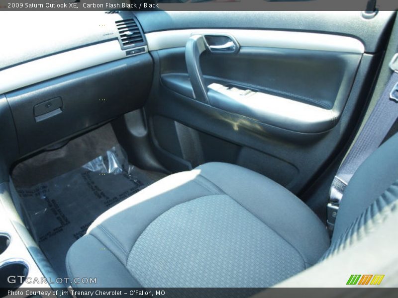 Carbon Flash Black / Black 2009 Saturn Outlook XE