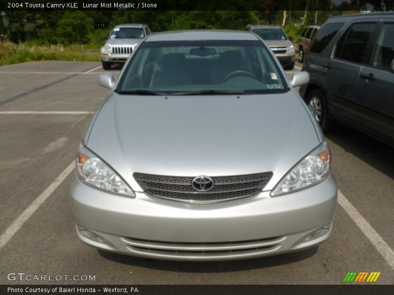 Lunar Mist Metallic / Stone 2004 Toyota Camry XLE