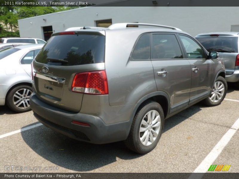 Titanium Silver / Black 2011 Kia Sorento LX V6