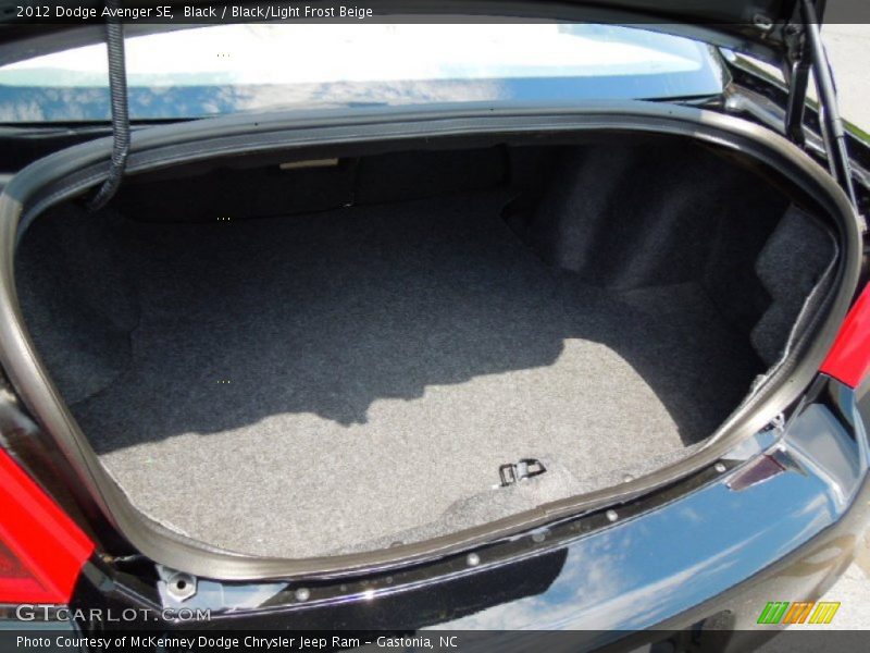 Black / Black/Light Frost Beige 2012 Dodge Avenger SE