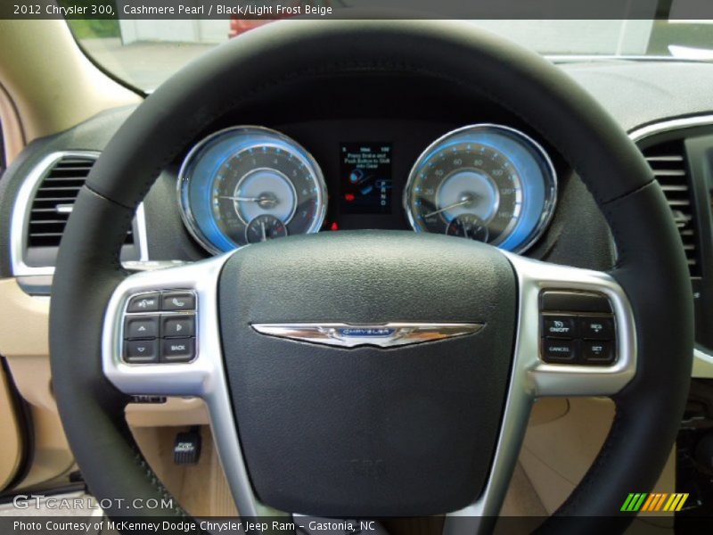 Cashmere Pearl / Black/Light Frost Beige 2012 Chrysler 300