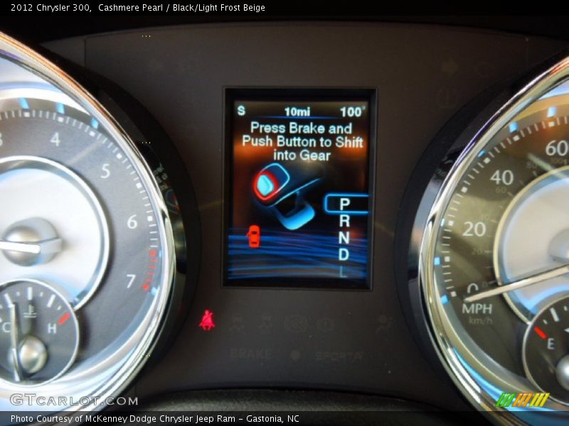 Cashmere Pearl / Black/Light Frost Beige 2012 Chrysler 300