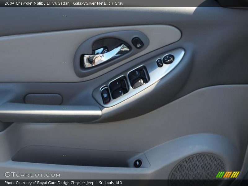 Galaxy Silver Metallic / Gray 2004 Chevrolet Malibu LT V6 Sedan